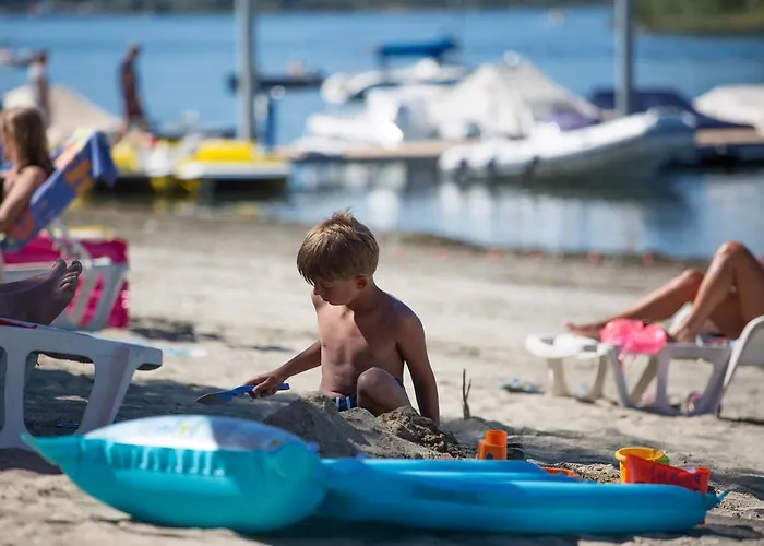 Italia Lido Parque de Campismo 2*